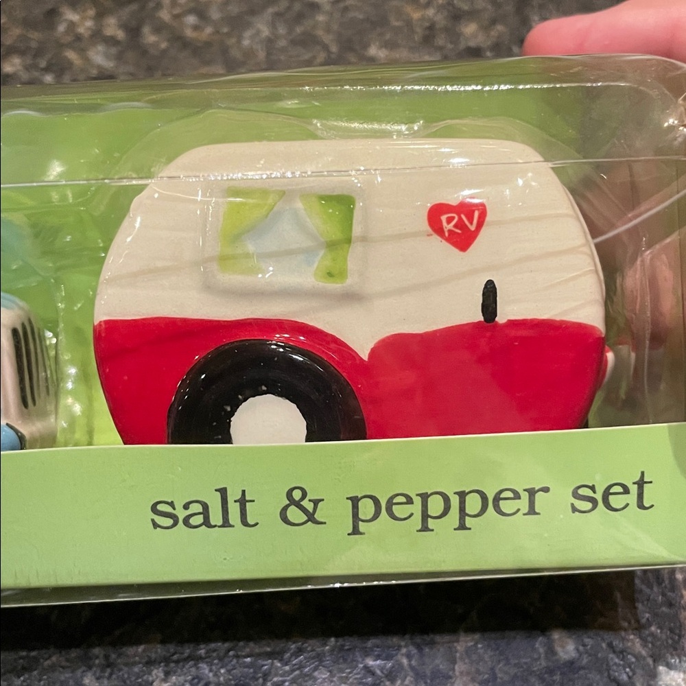 Boston Warehouse Blue Truck and Red RV Salt & Pepper Set